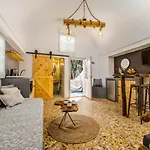 Asera - Prive Jacuzzi Villa Kamari (Santorini)