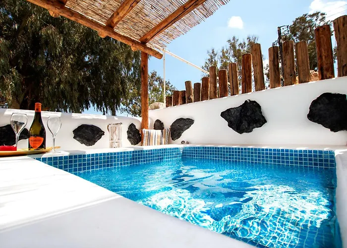 Asera - Prive Jacuzzi Kamári