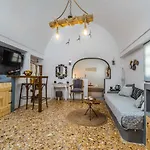Asera - Prive Jacuzzi Вилла Камари