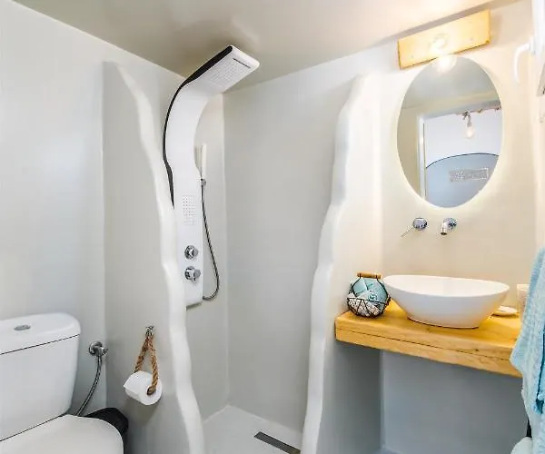 Asera - Prive Jacuzzi Kamári