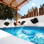 Asera - Prive Jacuzzi Kamári