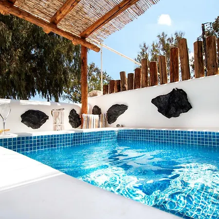 Asera - Prive Jacuzzi Kamári
